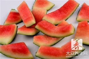 月子可以吃梨瓜,月子期间梨瓜的营养益处与食用指南